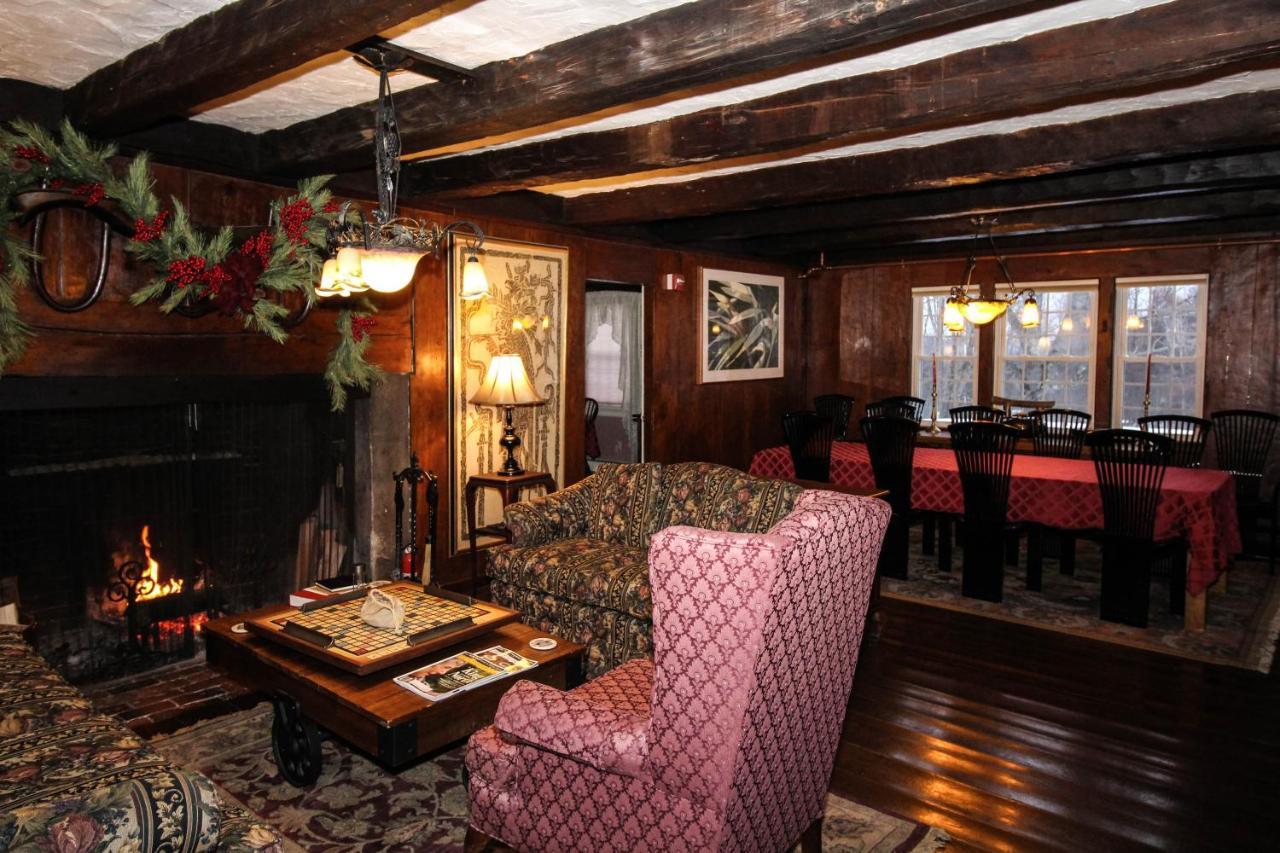 The Nutmeg Inn Мередит Экстерьер фото